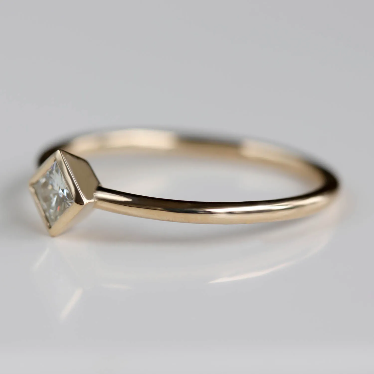 3mm Oblique Square Solitaire Engagement Ring