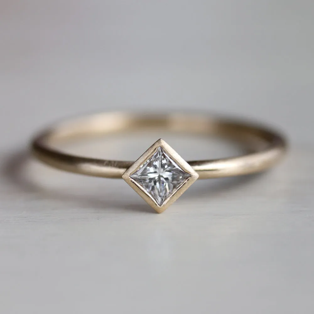 3mm Oblique Square Solitaire Engagement Ring