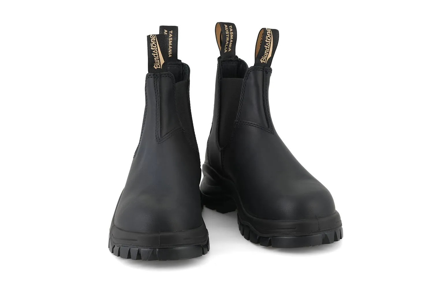 Blundstone 2240 Black Slip On Lug Sole Chelsea Boots