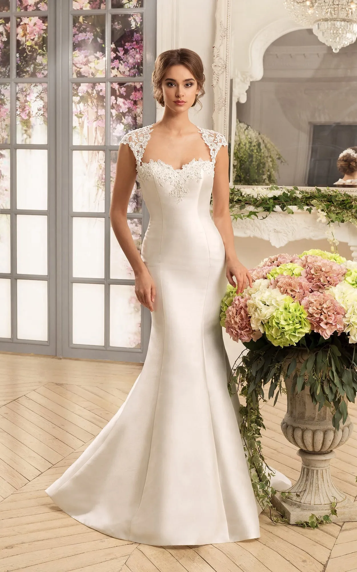 Cap-Sleeve Lace Floor-Length Trumpet Satin Dress-714436