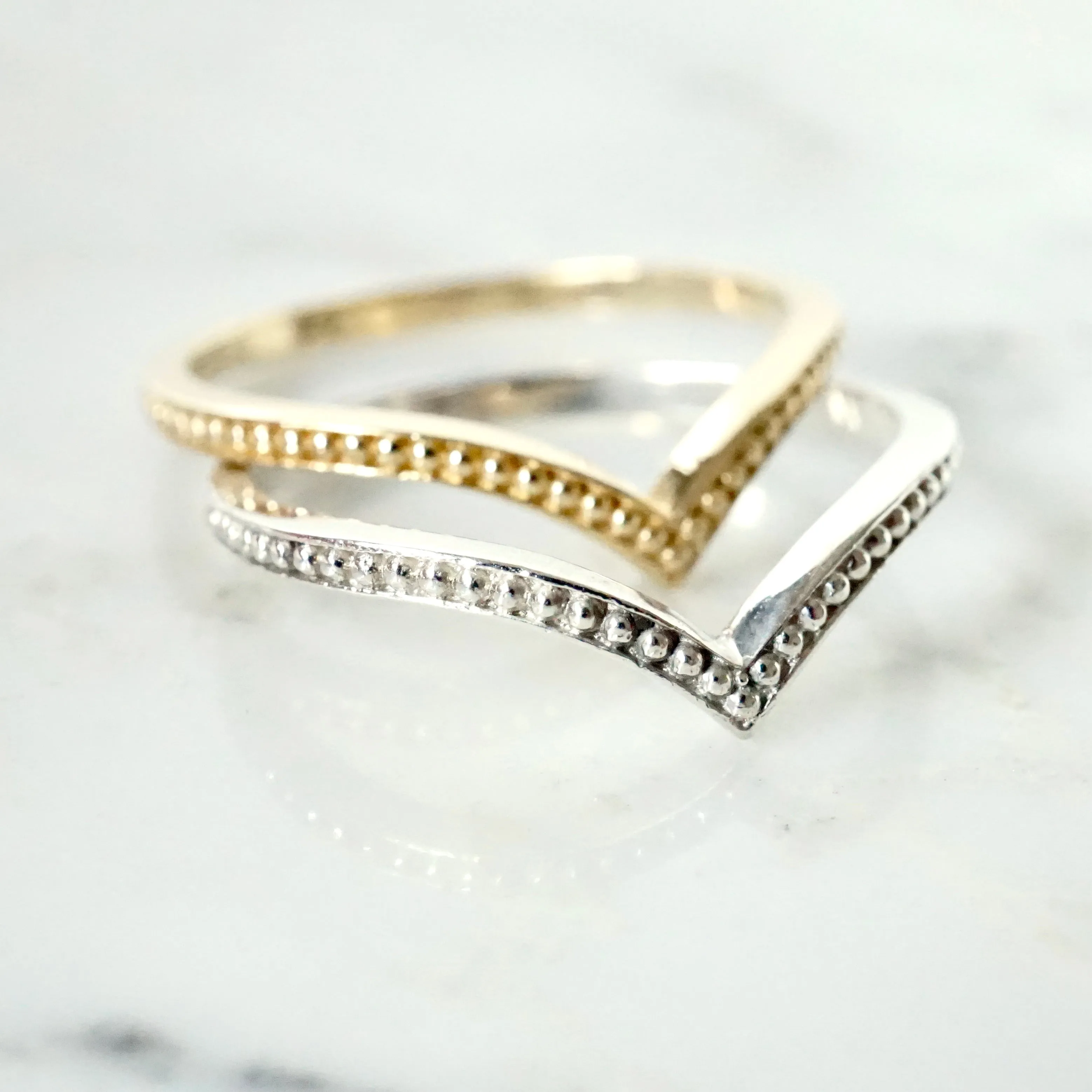 Gold Chevron Ring - Crown Wedding Band - Simple Pointed Wedding Band