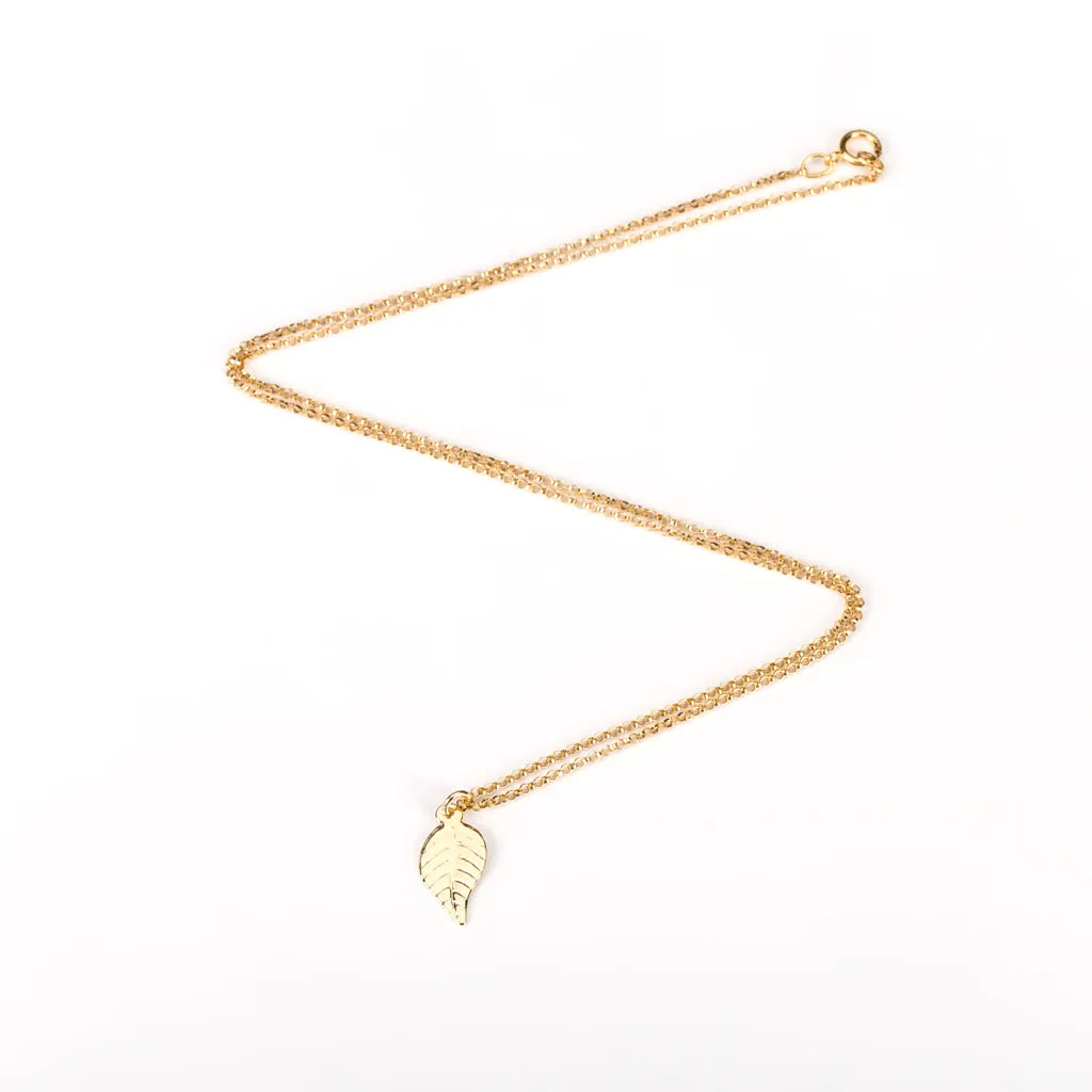 Small Leaf Necklace in Gold