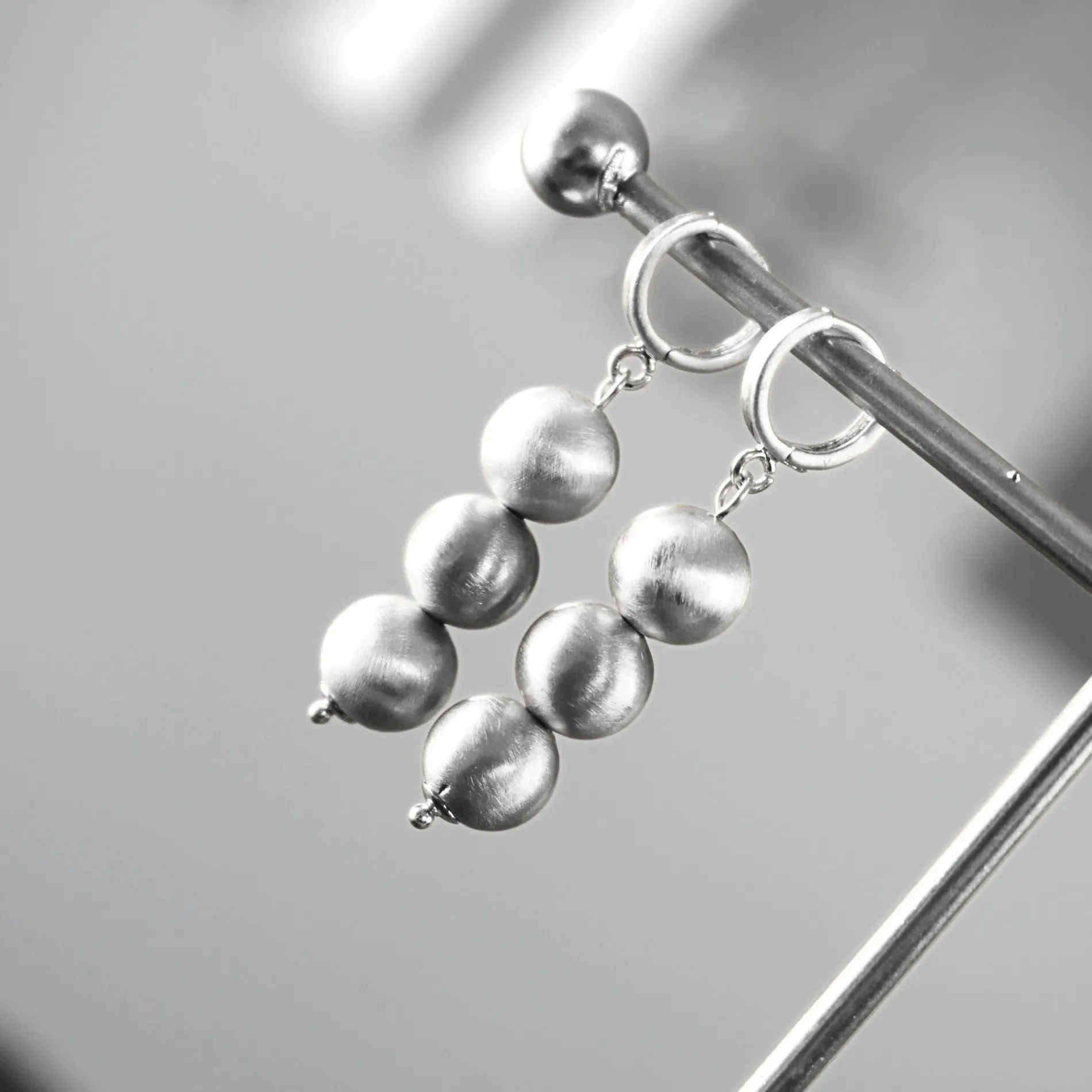 Tabitha Long 3 Ball Earring Silver Plating