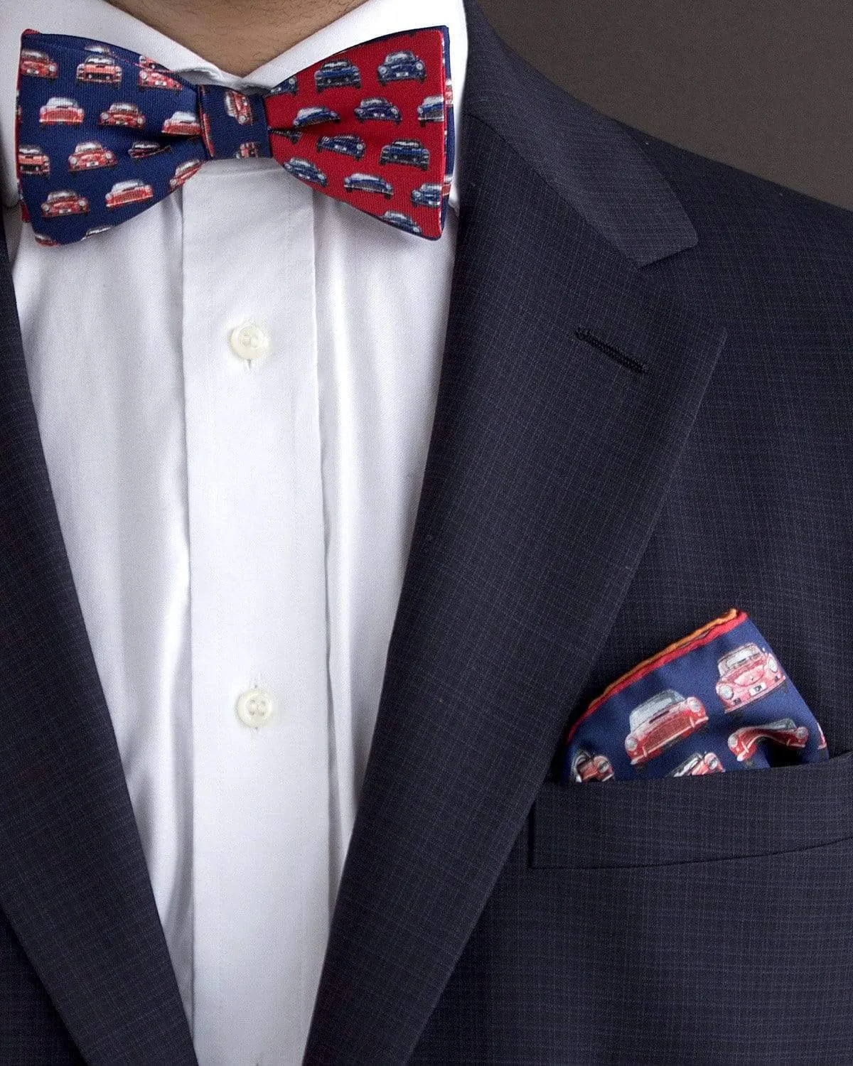 VINTAGE RACE - Four Quarter Silk Pocket Square